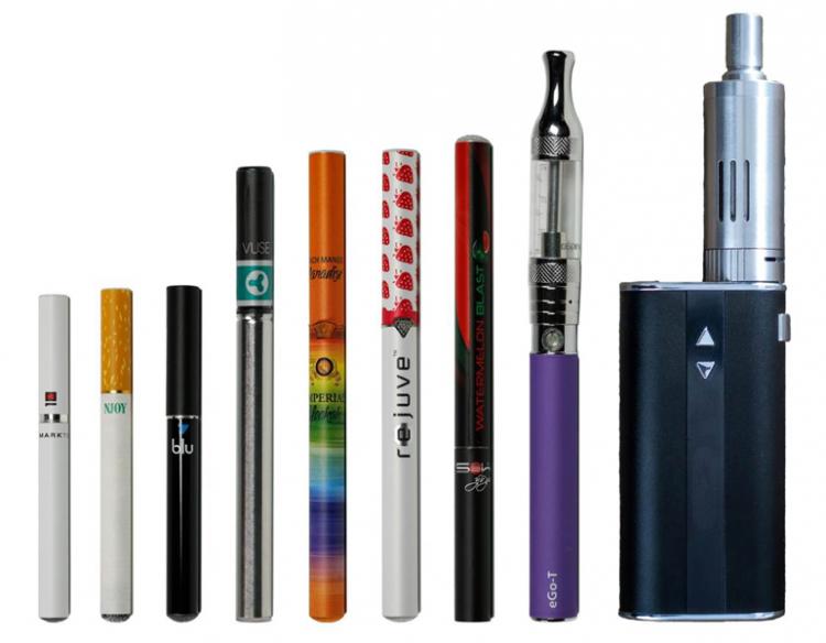 A variety of types of electronic cigarettes