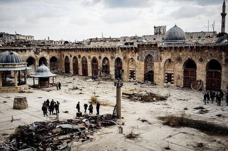 The Great Mosque of Aleppo after fighting left it in ruins.